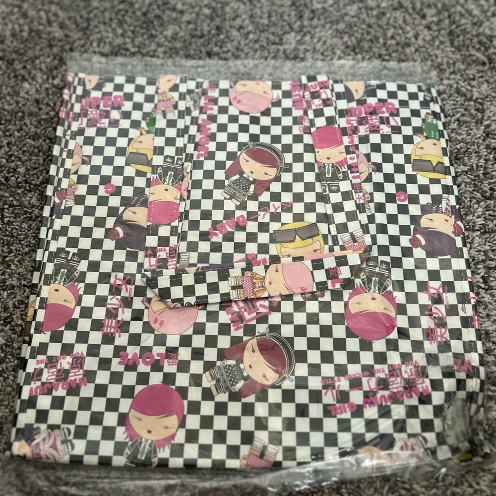 Harajuku Lovers Checkered Tote Bag Free GWP from NY Fashion Week!